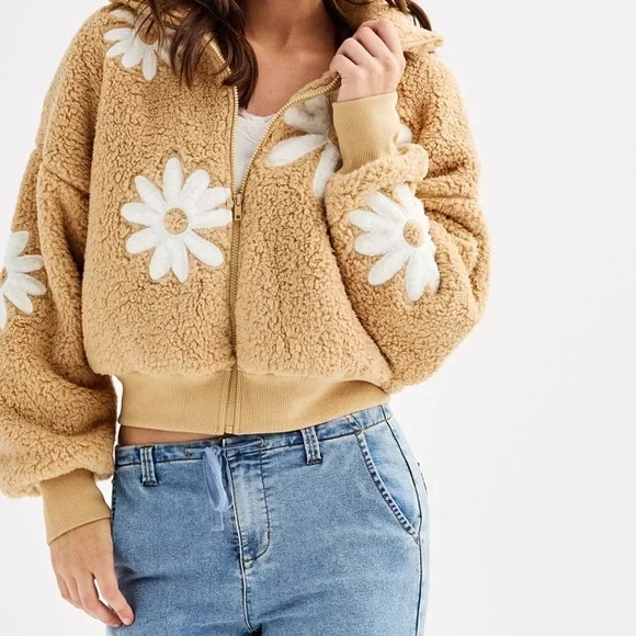 SO Tan Teddy Jacket with White Floral Design - Picture 8 of 8